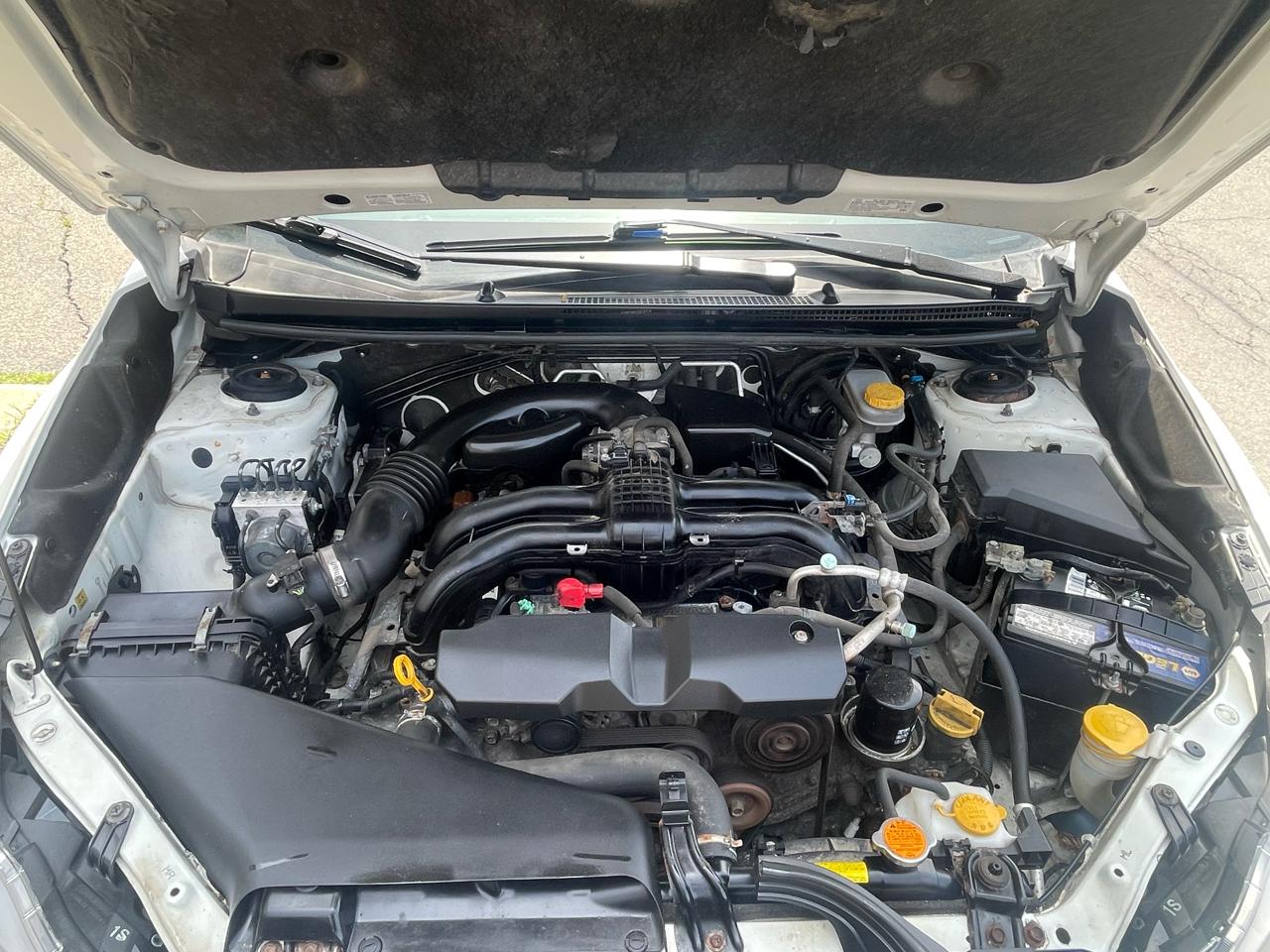 Subaru Impreza Sedan 4dr CVT 2.0i Premium 2015