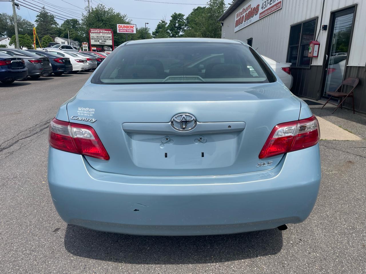 Toyota Camry 4dr Sdn I4 Auto XLE (Natl) 2009