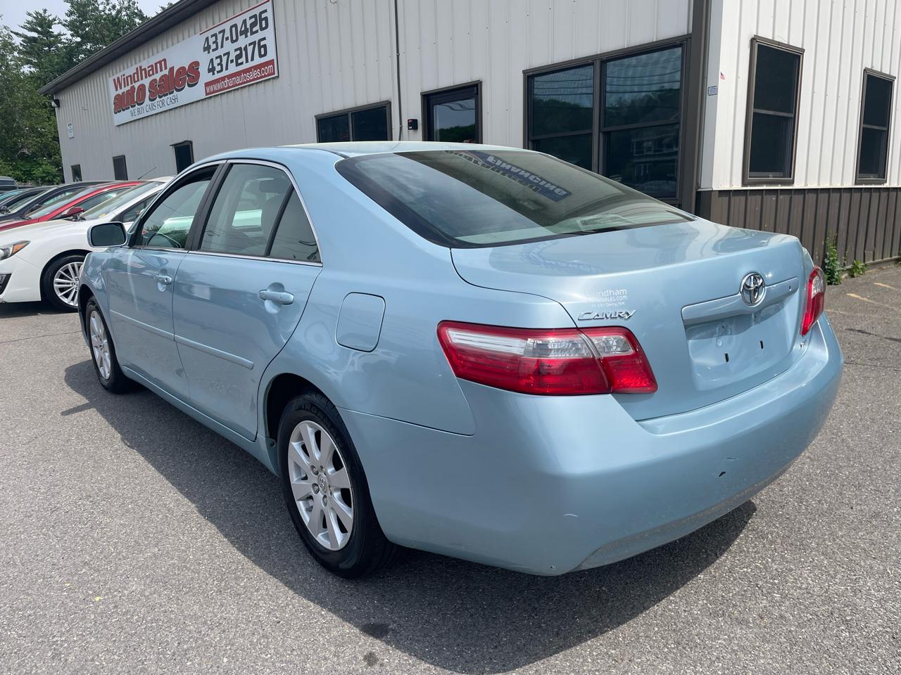 Toyota Camry 4dr Sdn I4 Auto XLE (Natl) 2009