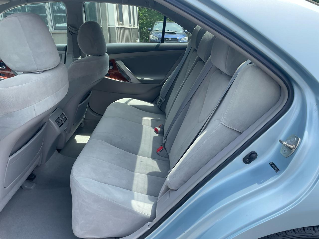Toyota Camry 4dr Sdn I4 Auto XLE (Natl) 2009