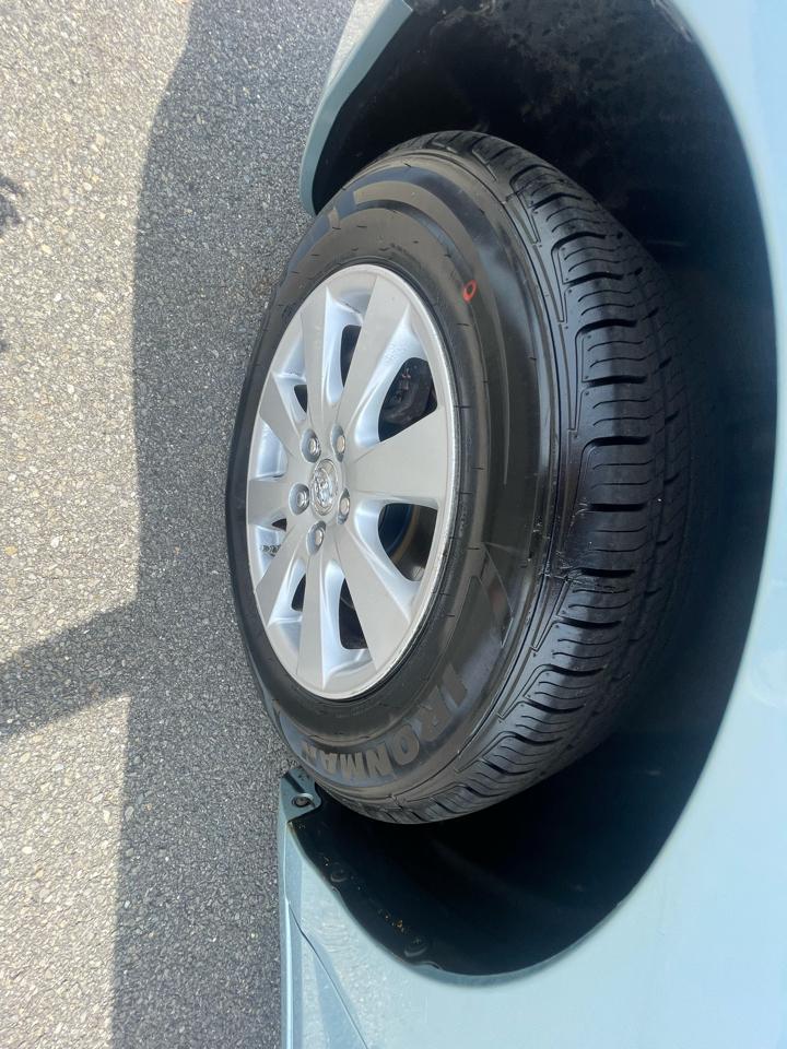 Toyota Camry 4dr Sdn I4 Auto XLE (Natl) 2009