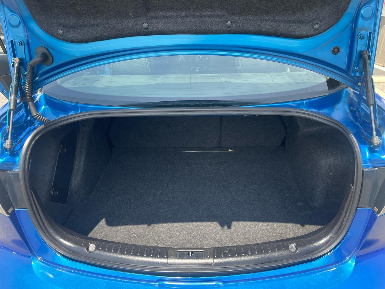 Mazda MAZDA3 4dr Sdn Auto i Grand Touring 2012
