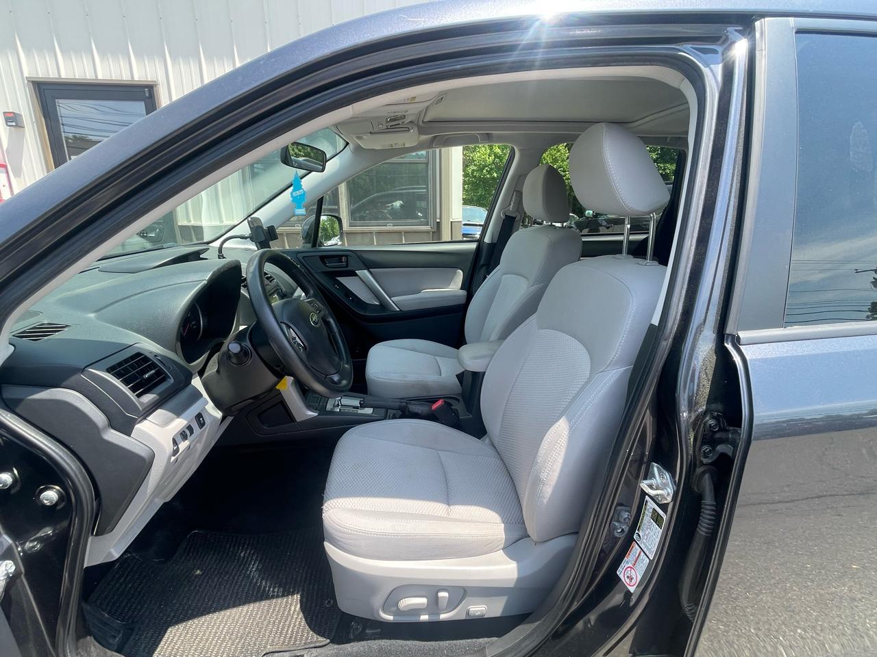 Subaru Forester 4dr CVT 2.5i Premium PZEV 2015