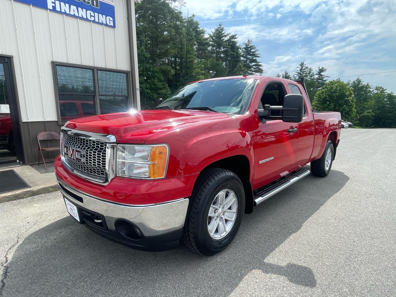 2013 GMC Sierra 1500 4WD Ext Cab 143.5" SLE