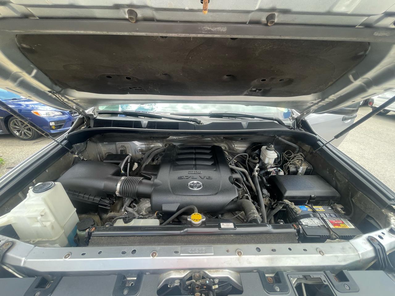 Toyota Tundra 4WD SR Double Cab 6.5' Bed 5.7L (Natl) 2017