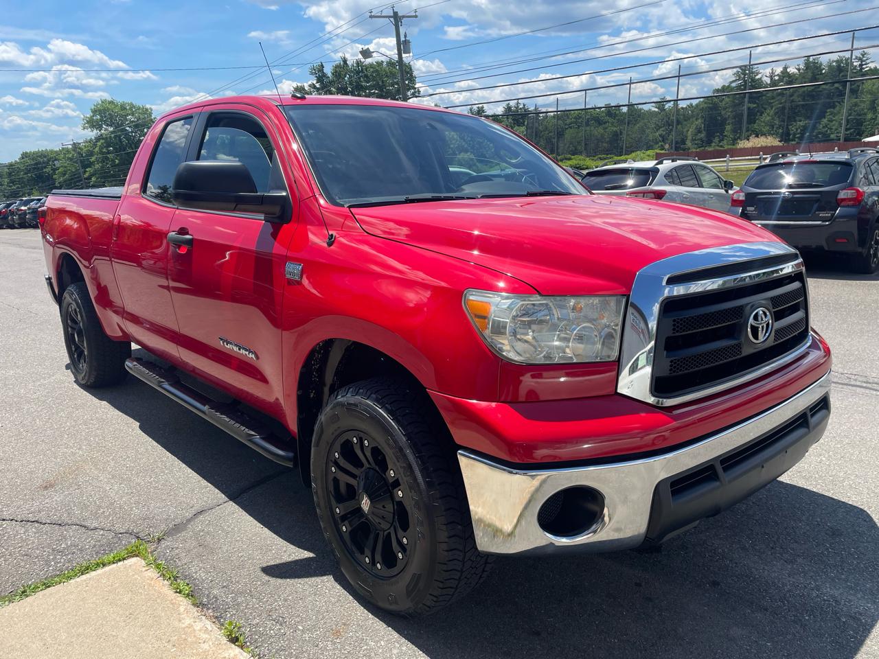 Toyota Tundra 4WD Truck Dbl 4.6L V8 6-Spd AT (Natl) 2010