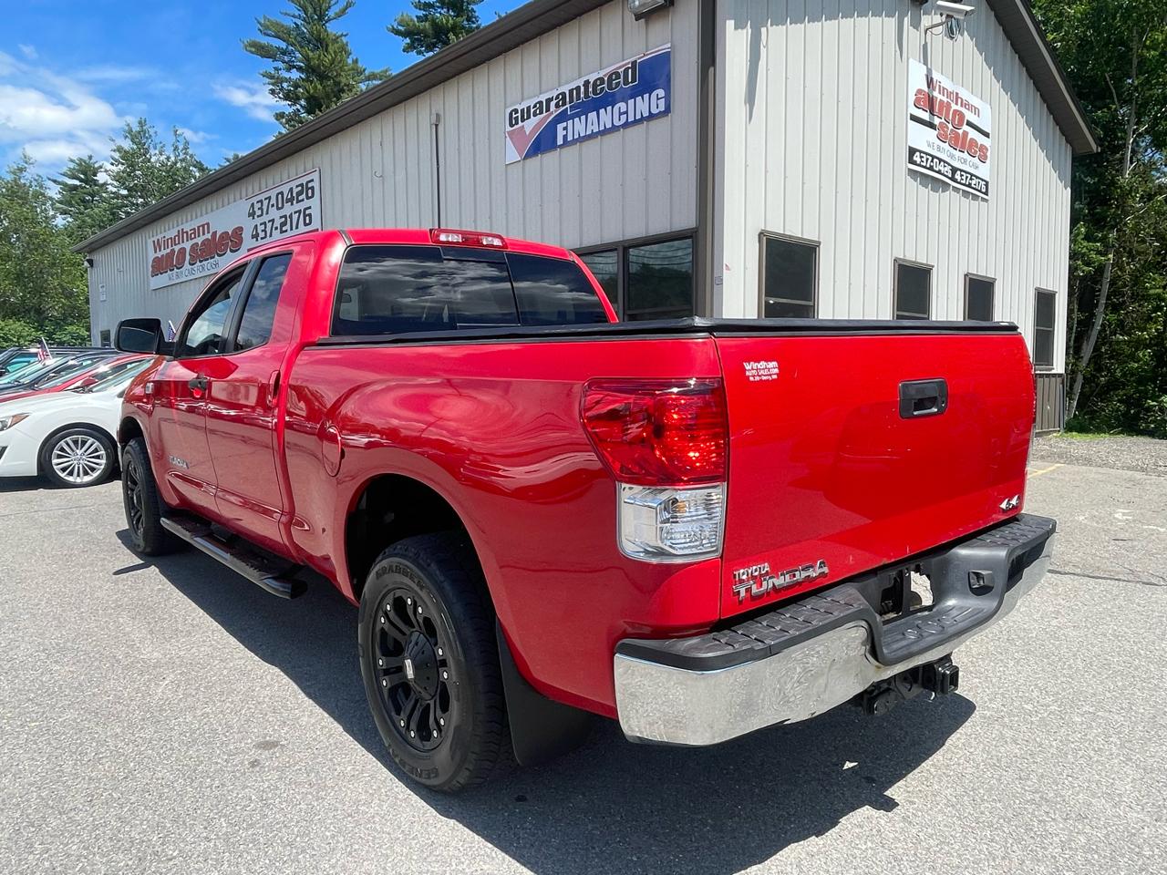Toyota Tundra 4WD Truck Dbl 4.6L V8 6-Spd AT (Natl) 2010