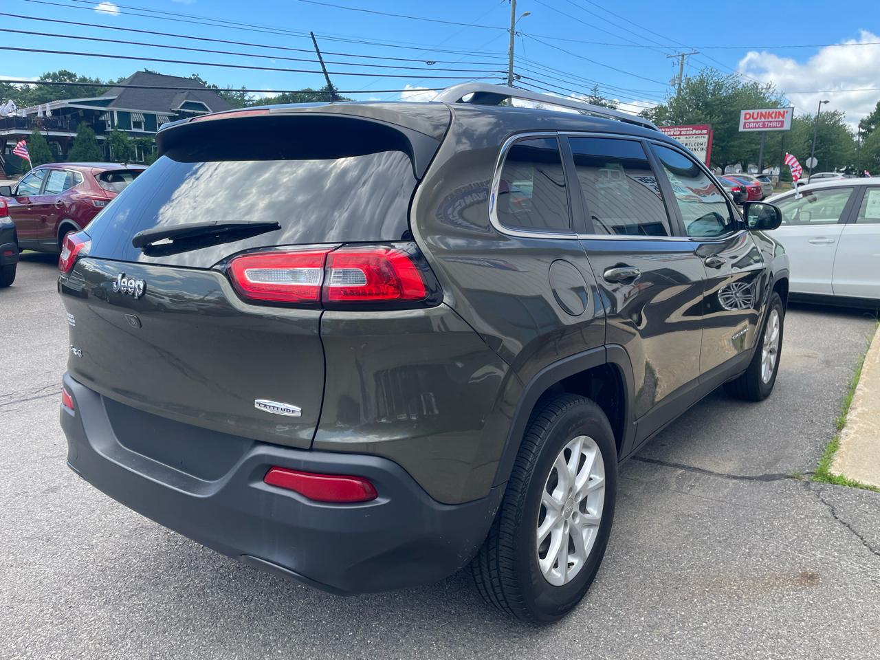 Jeep Cherokee 4WD 4dr Latitude 2015