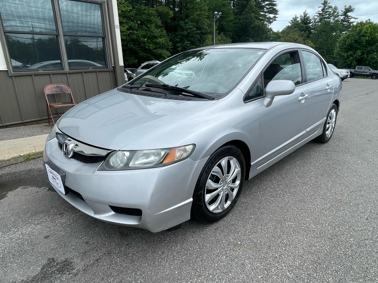 2009 Honda Civic LX 5AT's photo