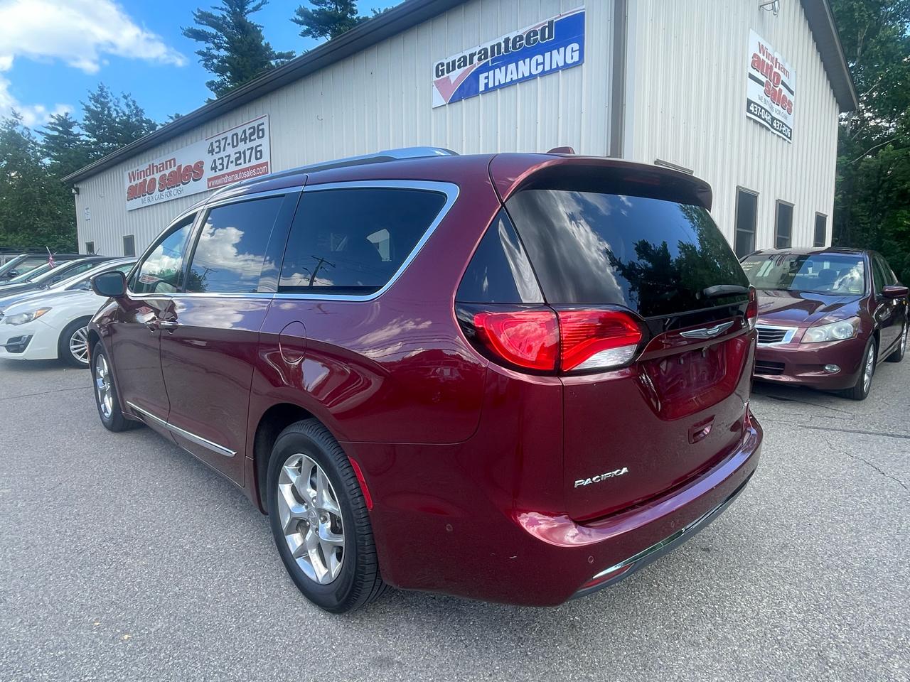 Chrysler Pacifica Limited FWD 2017