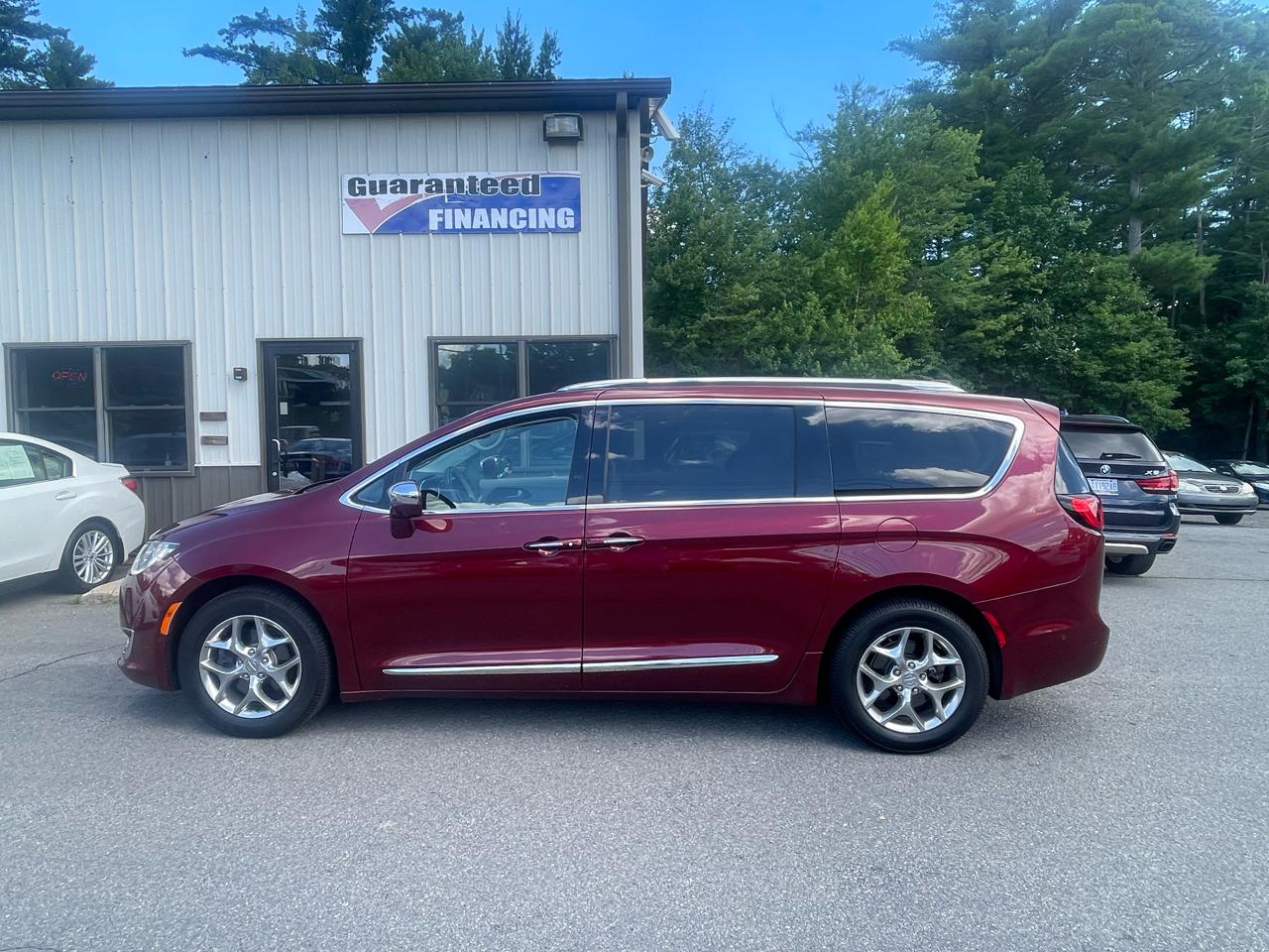 Chrysler Pacifica Limited FWD 2017