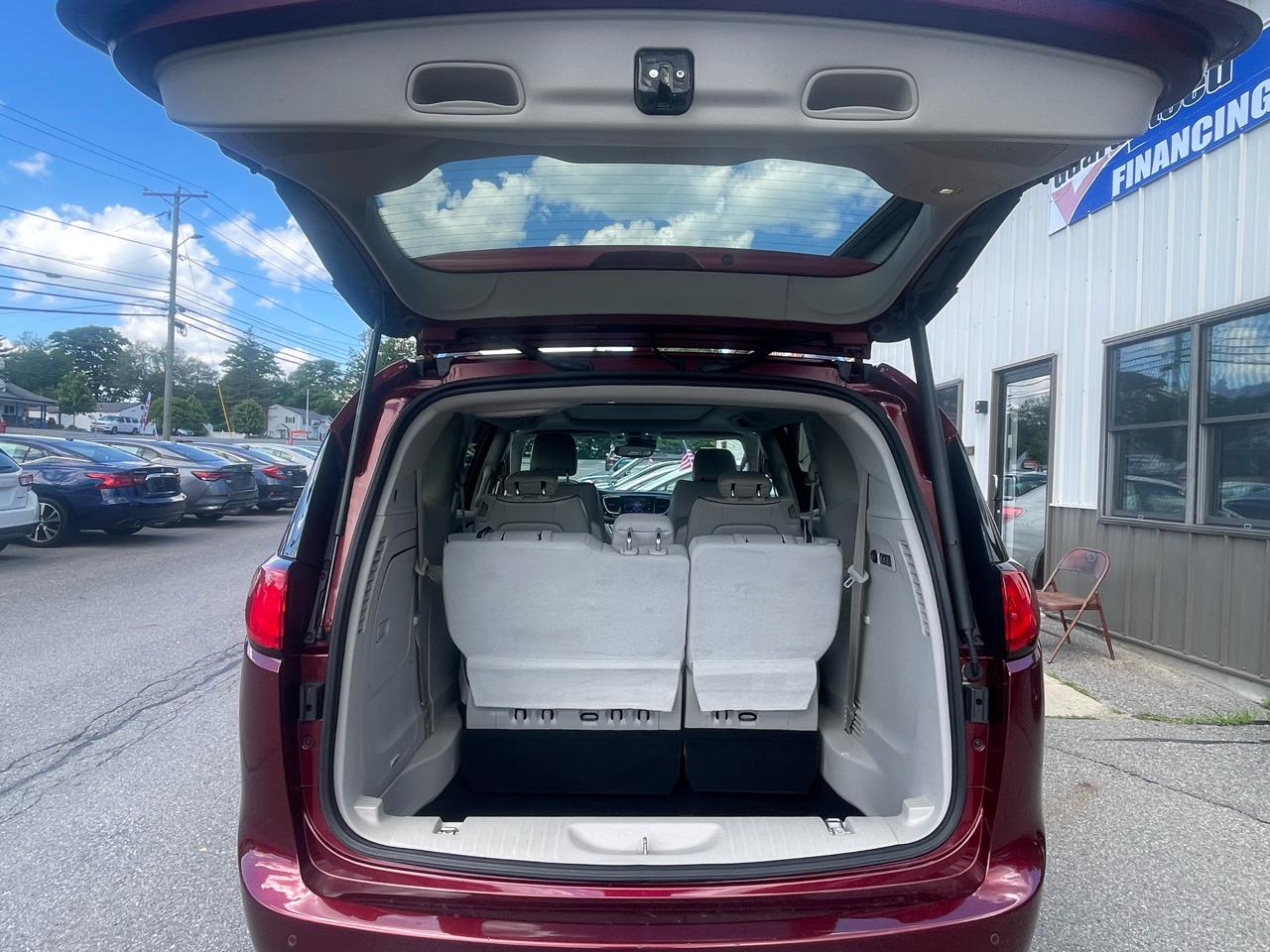 Chrysler Pacifica Limited FWD 2017