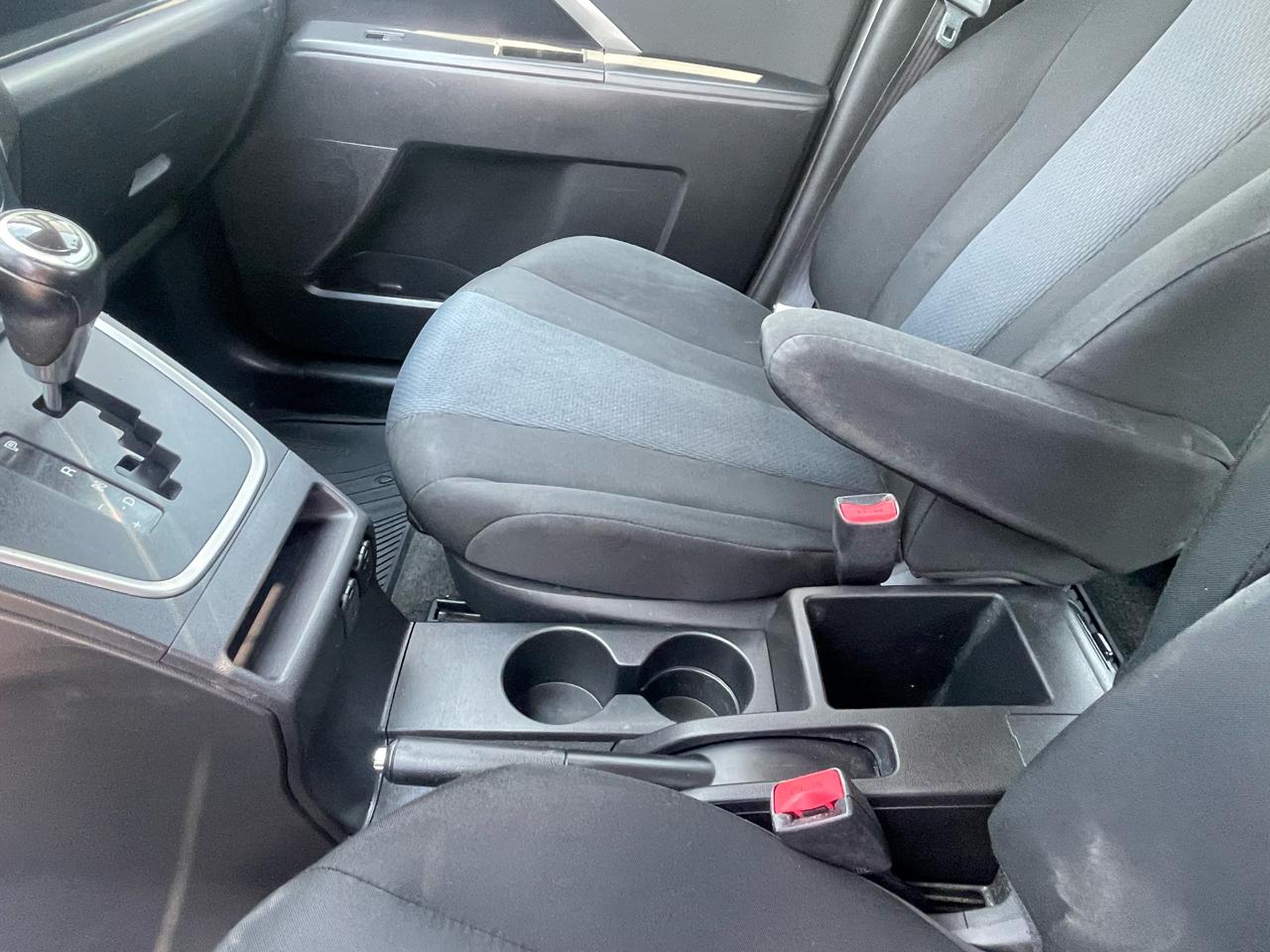 Mazda MAZDA5 4dr Wgn Auto Touring 2014