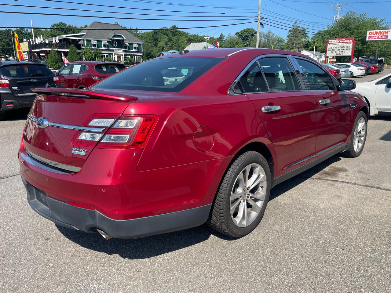 Ford Taurus 4dr Sdn SHO AWD 2014