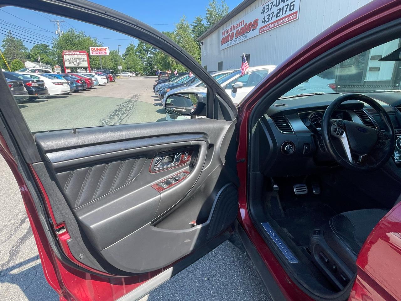 Ford Taurus 4dr Sdn SHO AWD 2014