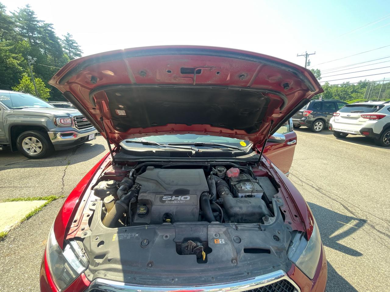 Ford Taurus 4dr Sdn SHO AWD 2014