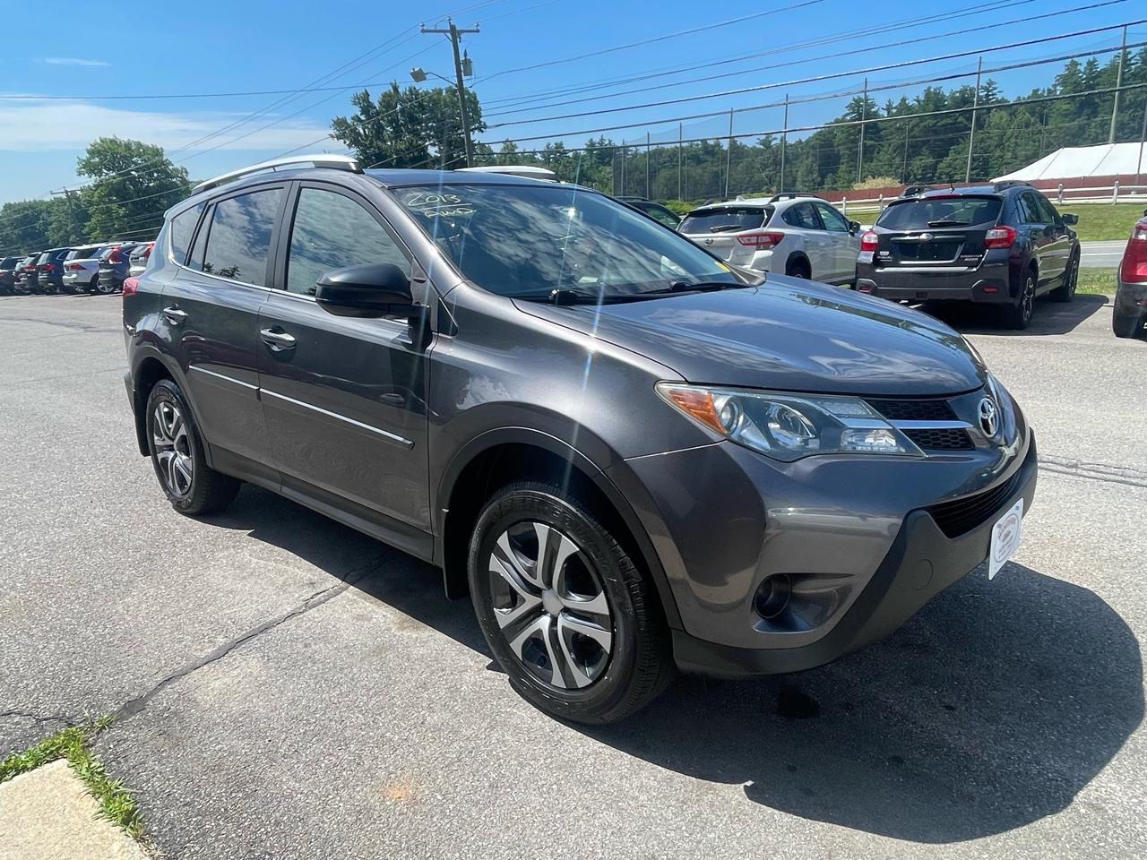 Toyota RAV4 AWD 4dr LE (Natl) 2013