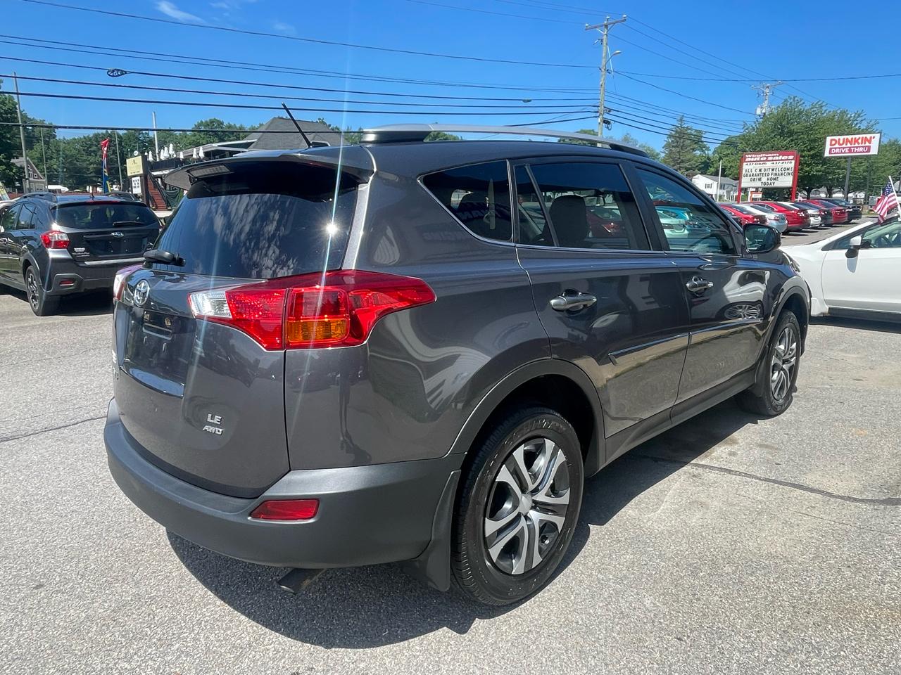 Toyota RAV4 AWD 4dr LE (Natl) 2013