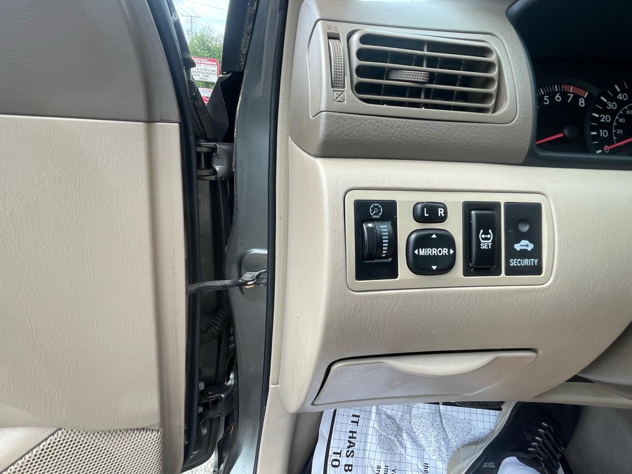 Toyota Corolla 4dr Sdn CE Auto (Natl) 2008