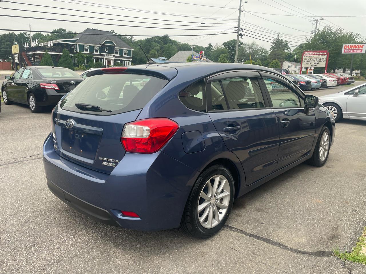 Subaru Impreza Wagon 5dr Man 2.0i Premium 2013