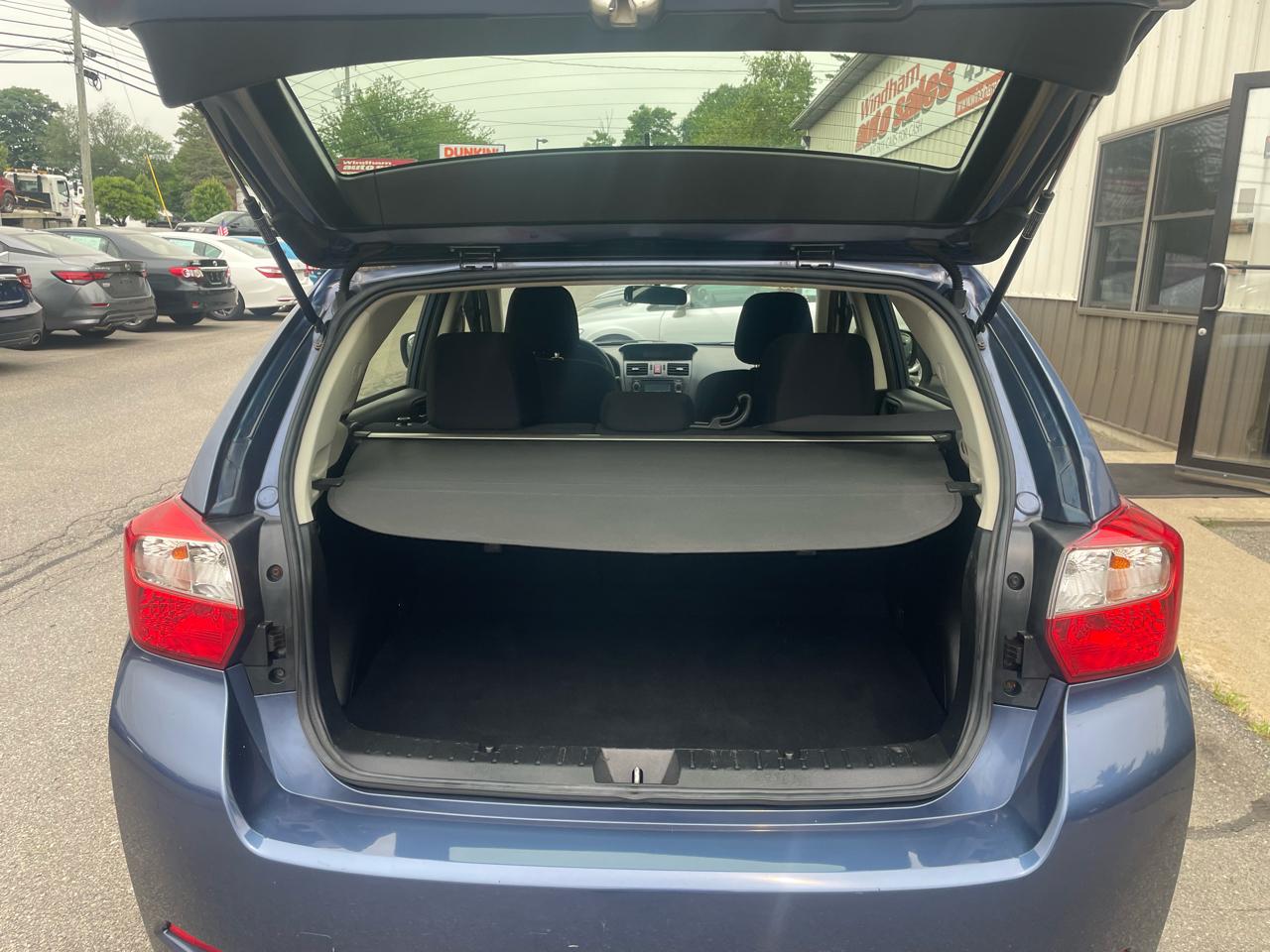 Subaru Impreza Wagon 5dr Man 2.0i Premium 2013
