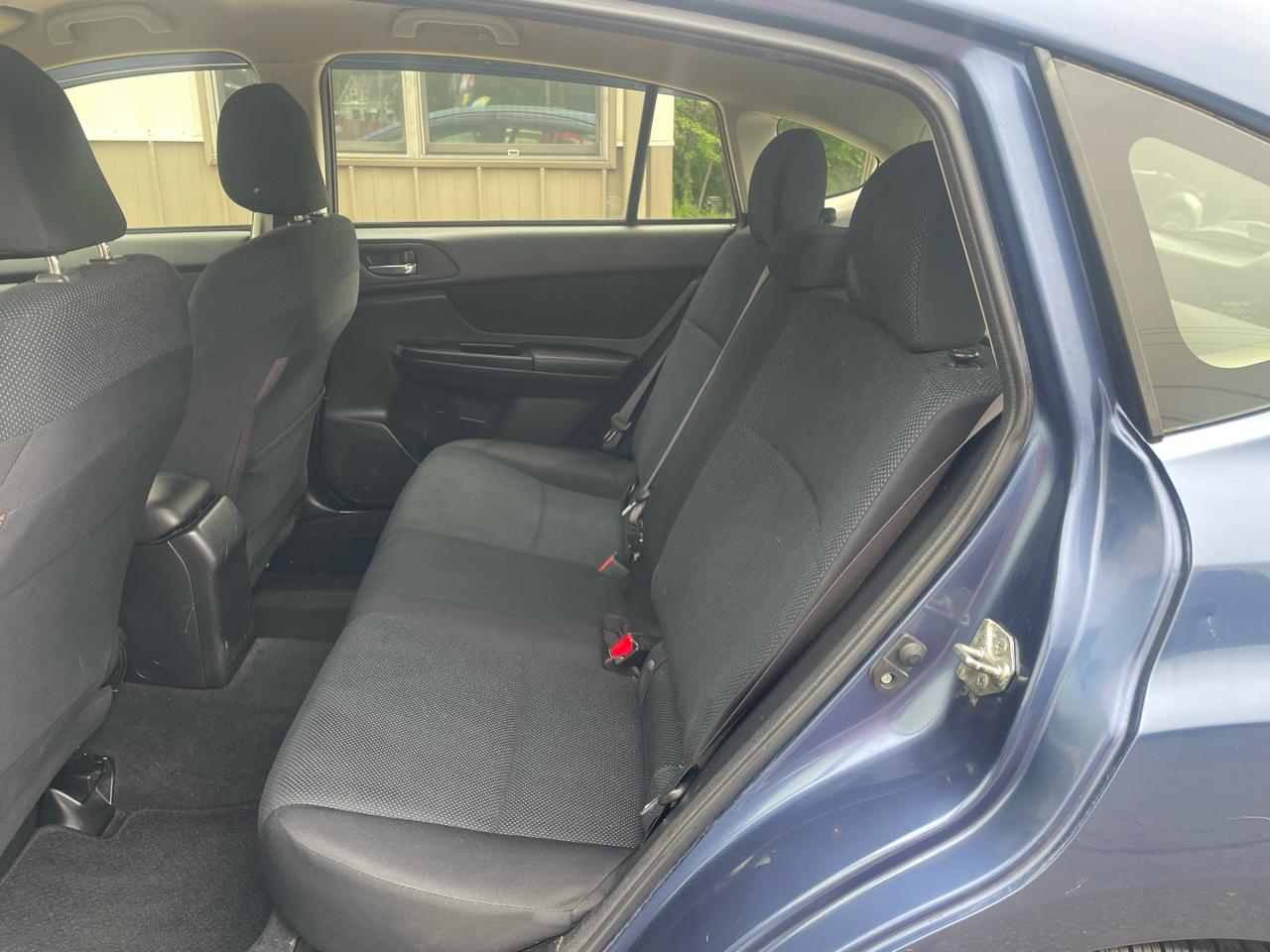 Subaru Impreza Wagon 5dr Man 2.0i Premium 2013
