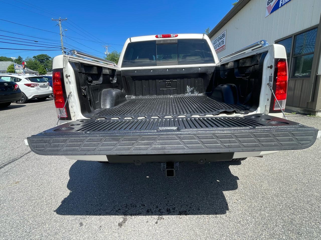 GMC Sierra 1500 AWD Crew Cab 143.5" Denali 2013