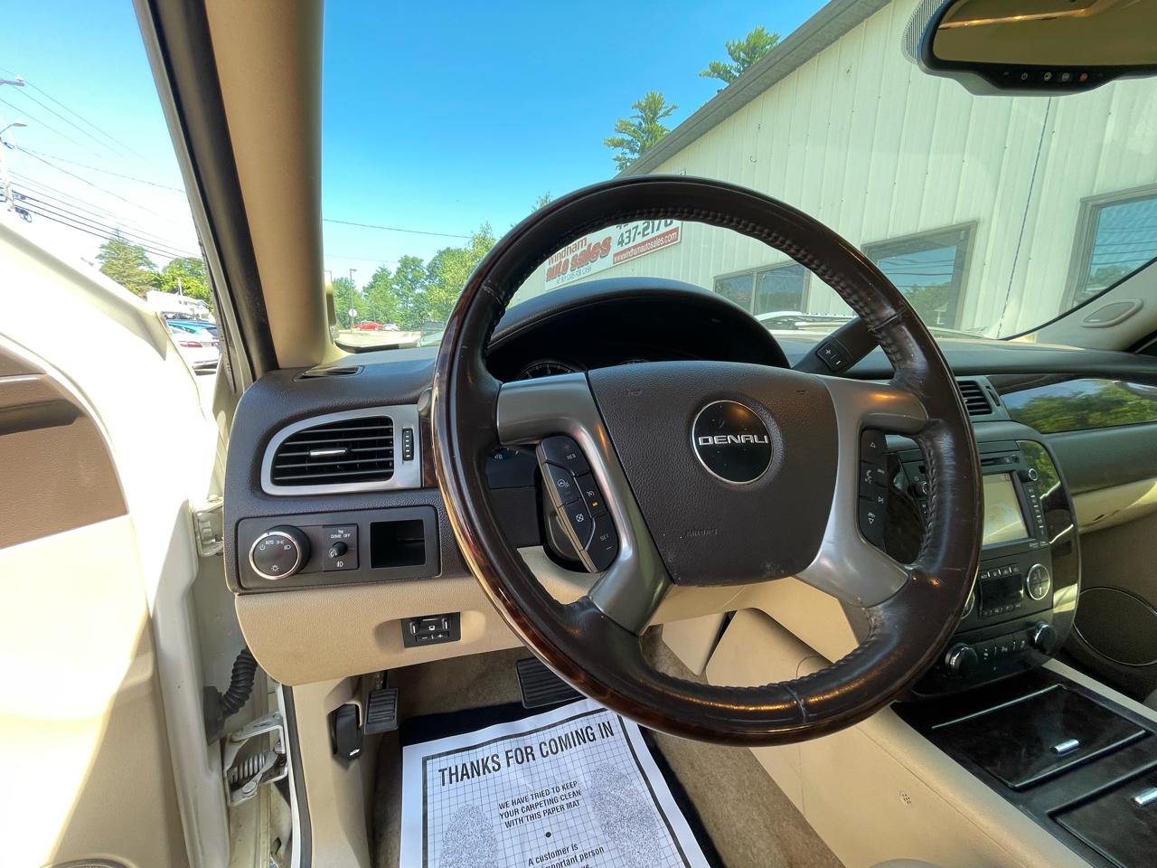 GMC Sierra 1500 AWD Crew Cab 143.5" Denali 2013