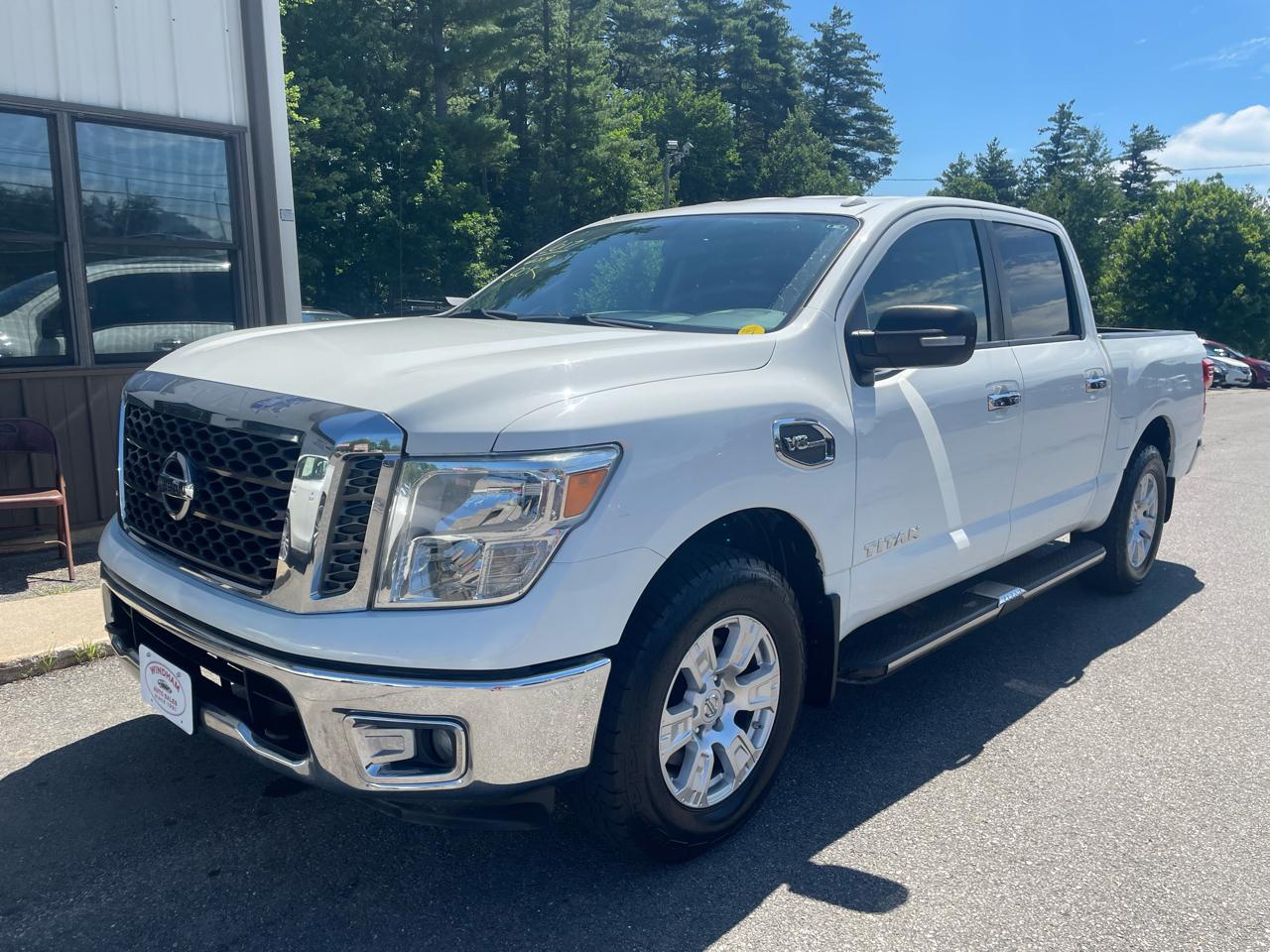 2017 Nissan Titan 4x4 Crew Cab S