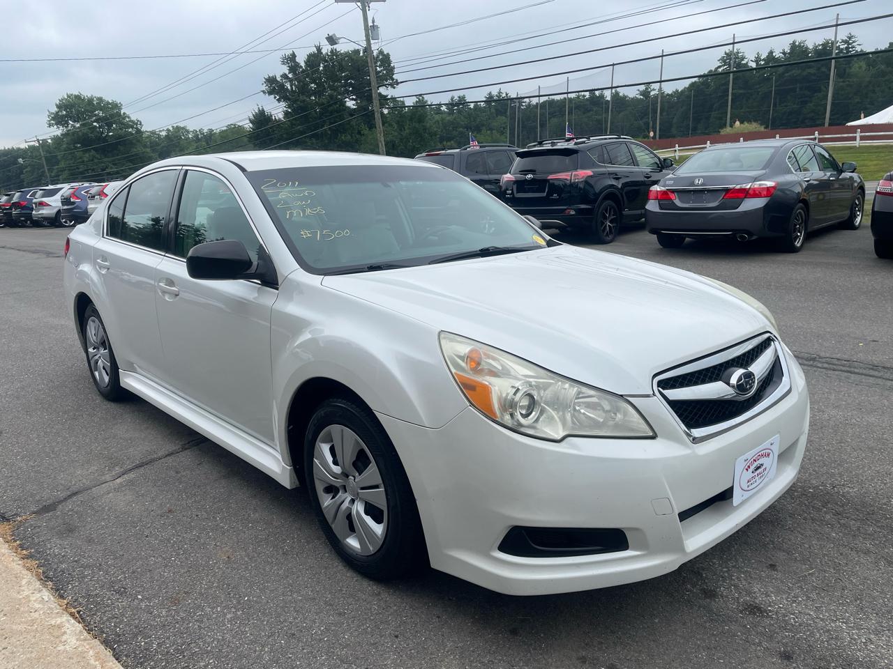 Subaru Legacy 4dr Sdn H4 Auto 2.5i 2011