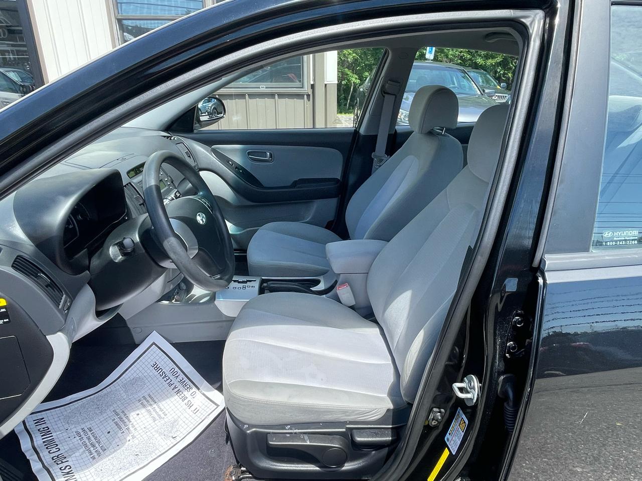 Hyundai Elantra 4dr Sdn Auto GLS PZEV 2009