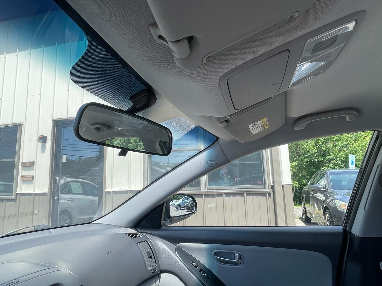 Hyundai Elantra 4dr Sdn Auto GLS PZEV 2009