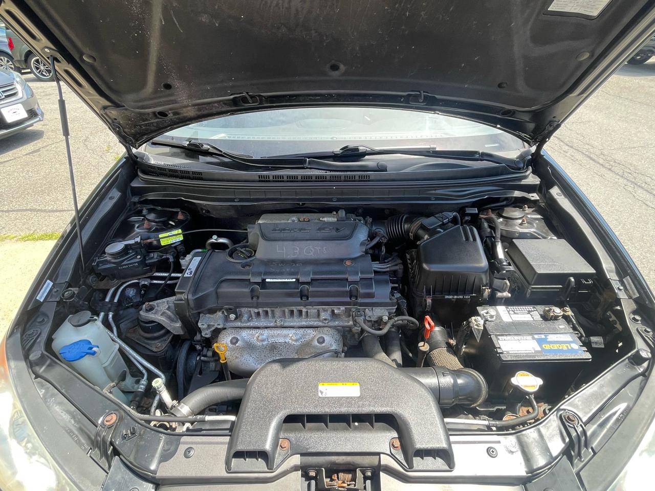 Hyundai Elantra 4dr Sdn Auto GLS PZEV 2009