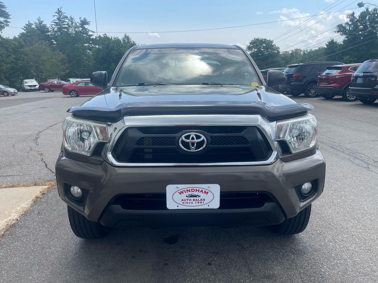 Toyota Tacoma 4WD Double Cab LB V6 AT (Natl) 2014