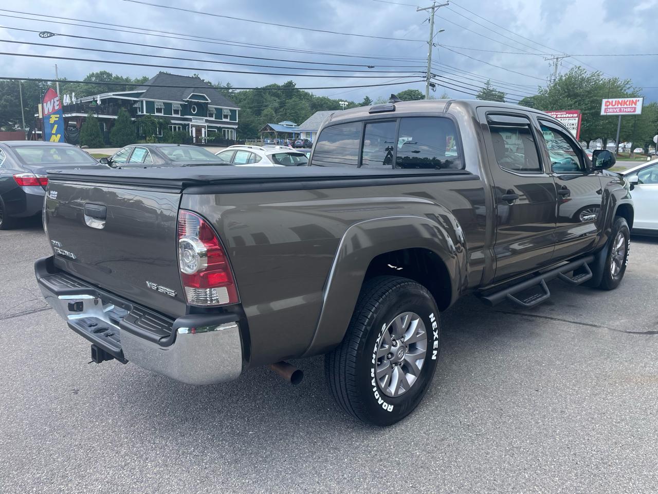 Toyota Tacoma 4WD Double Cab LB V6 AT (Natl) 2014