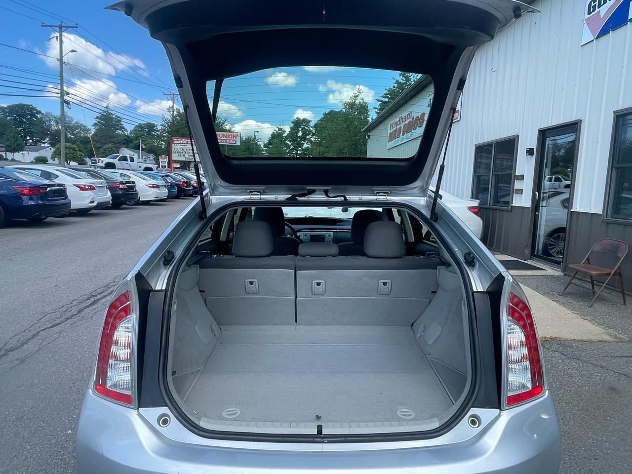 Toyota Prius 5dr HB II (Natl) 2014
