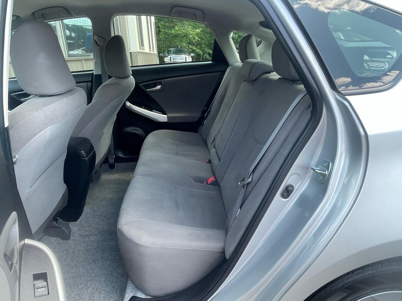 Toyota Prius 5dr HB II (Natl) 2014