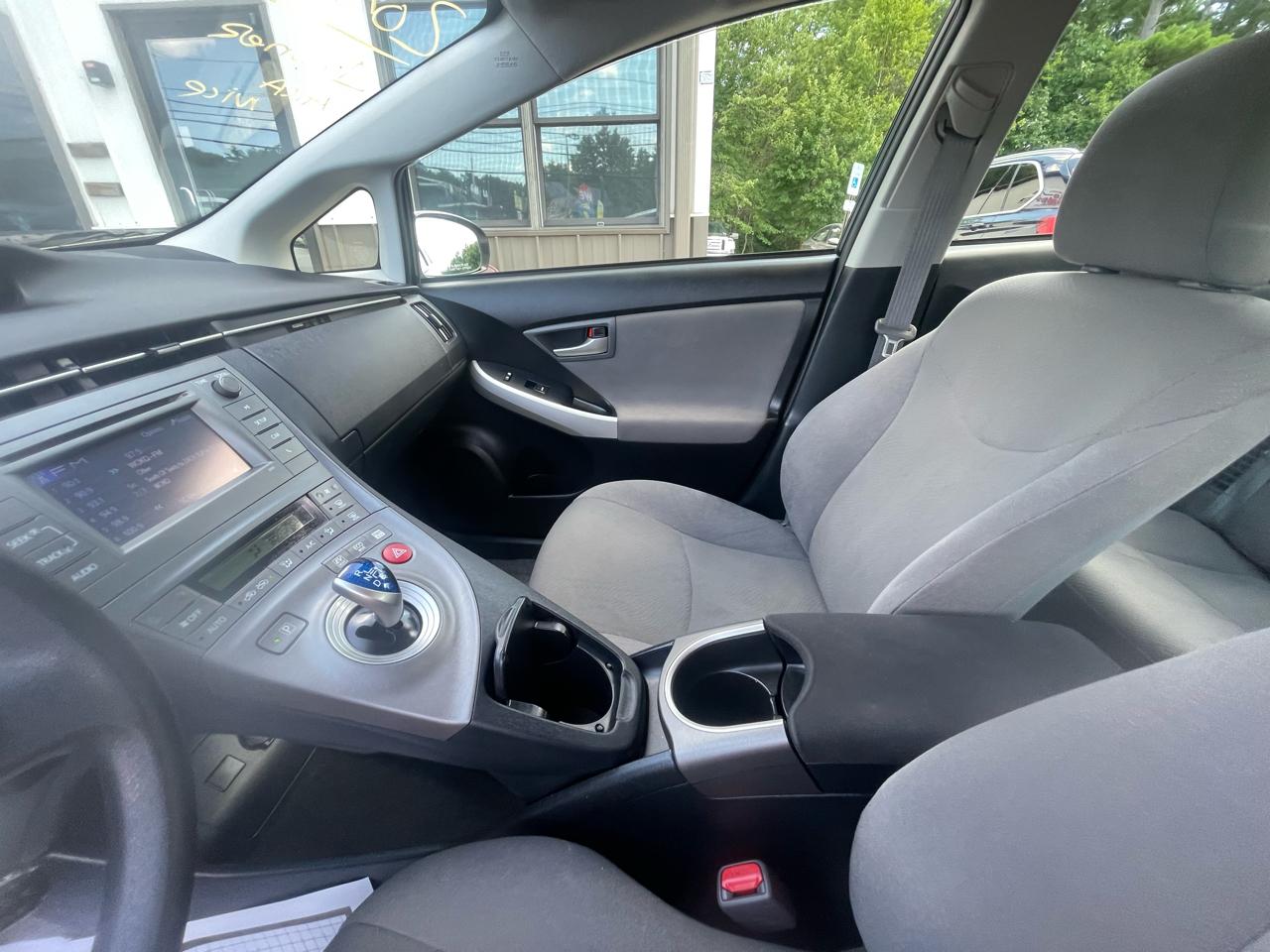 Toyota Prius 5dr HB II (Natl) 2014
