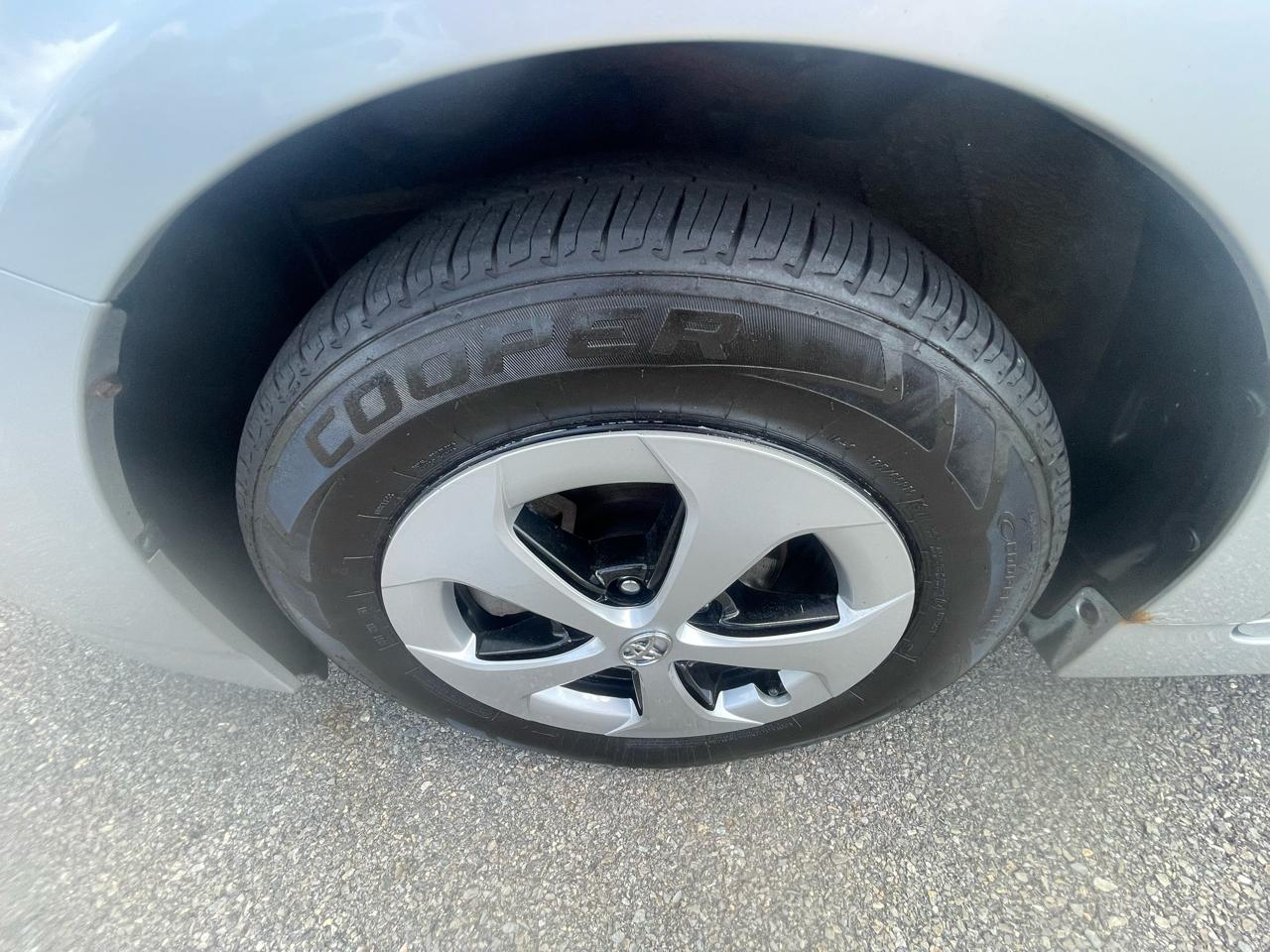 Toyota Prius 5dr HB II (Natl) 2014