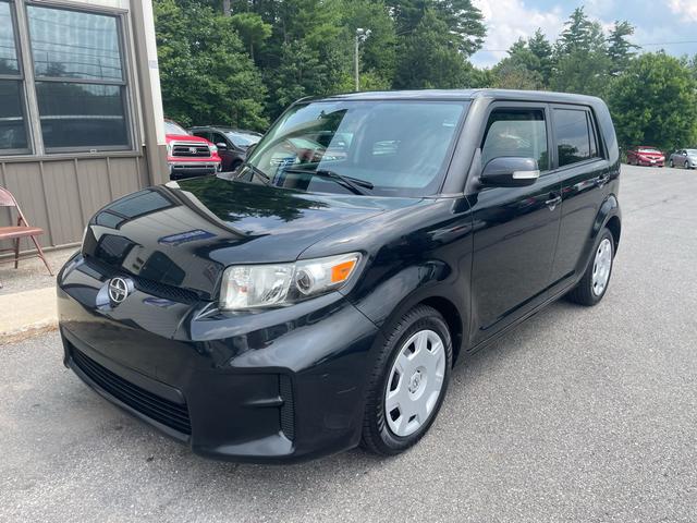 Black 2012 Scion xB Wagon Front-Wheel Drive Automatic