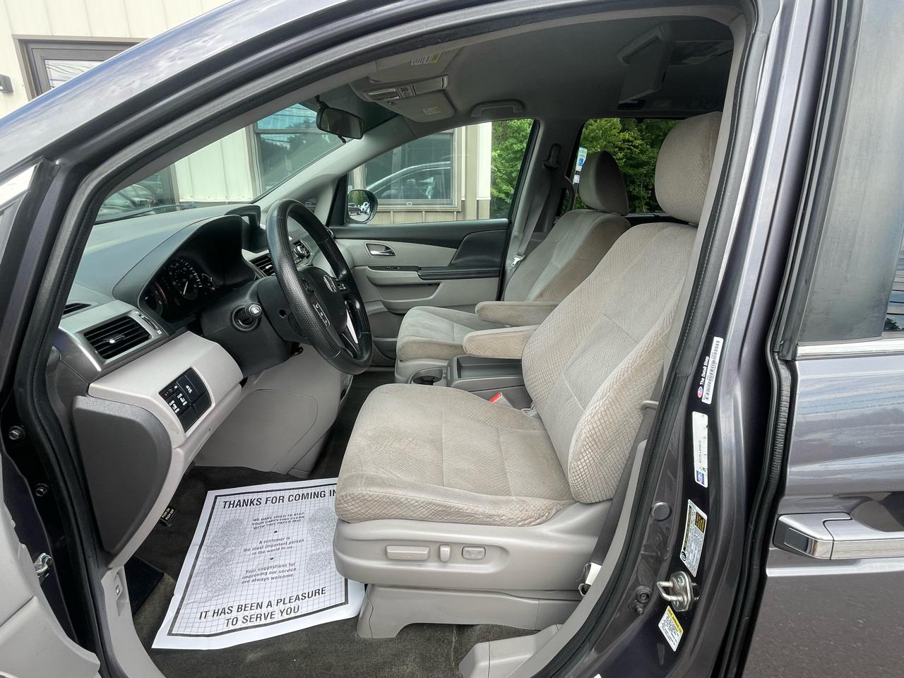 Honda Odyssey 5dr SE 2016