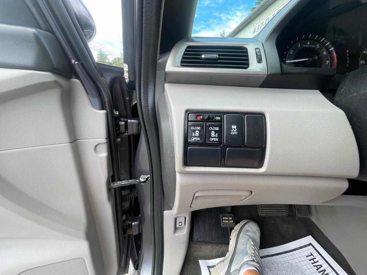 Honda Odyssey 5dr SE 2016