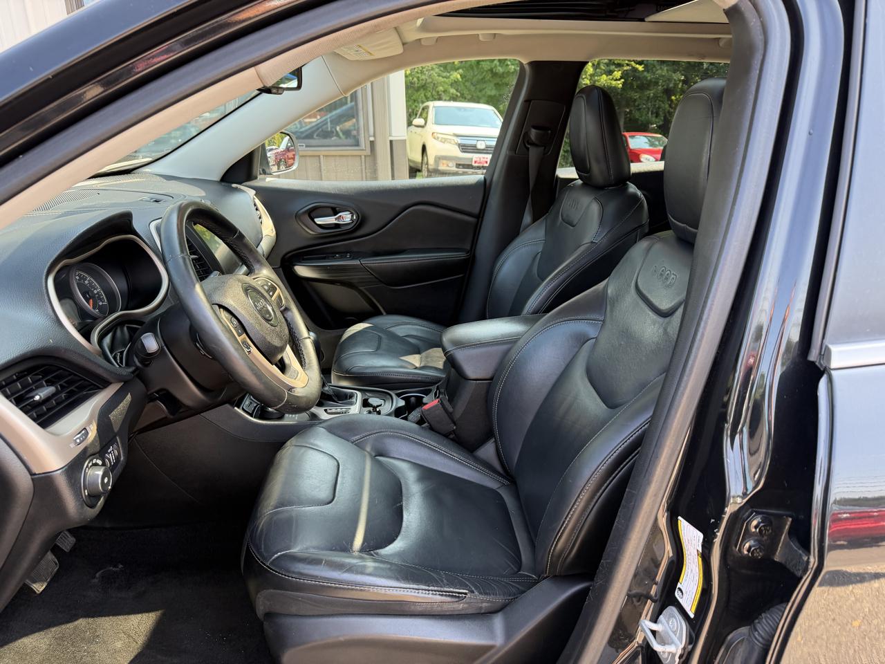 Jeep Cherokee 4WD 4dr Limited 2015