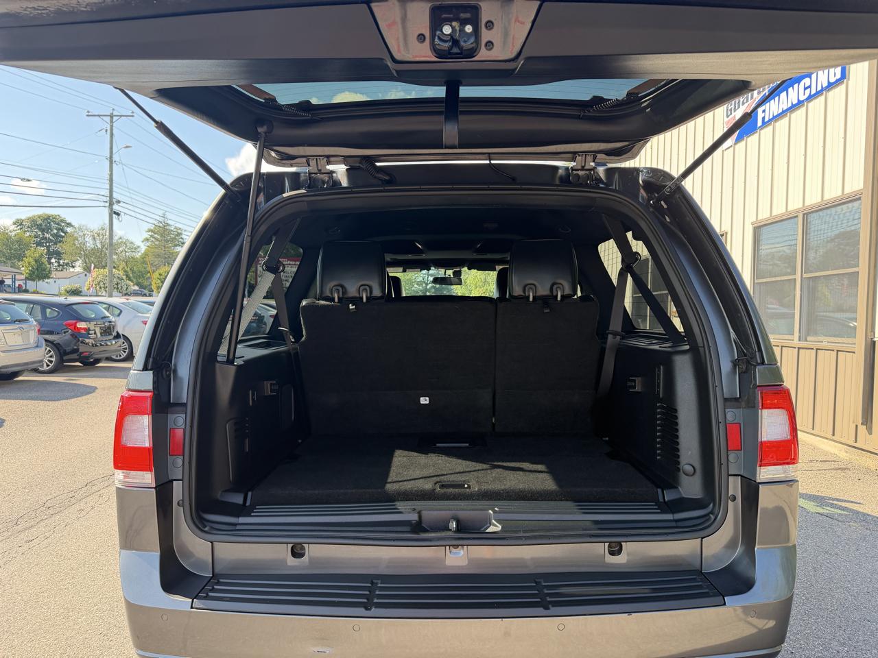 Lincoln Navigator L 4WD 4dr Select 2016