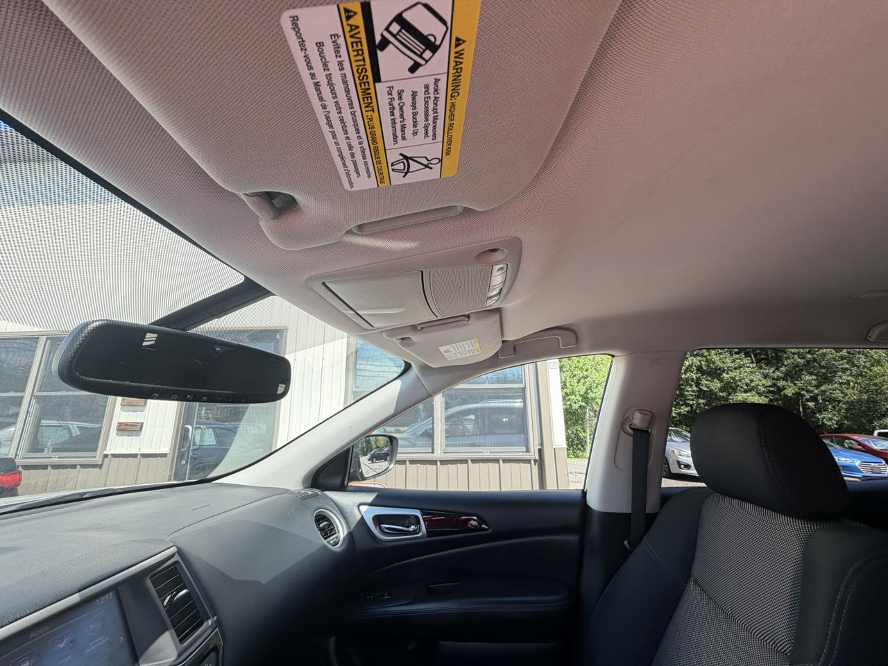 Nissan Pathfinder 4x4 SV 2018
