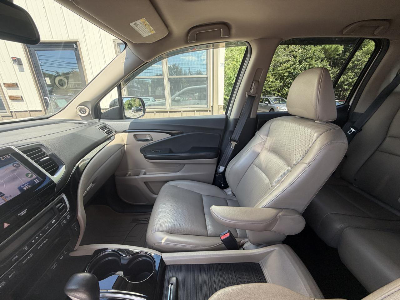 Honda Ridgeline RTL-E 4x4 Crew Cab 5.3' Bed 2017