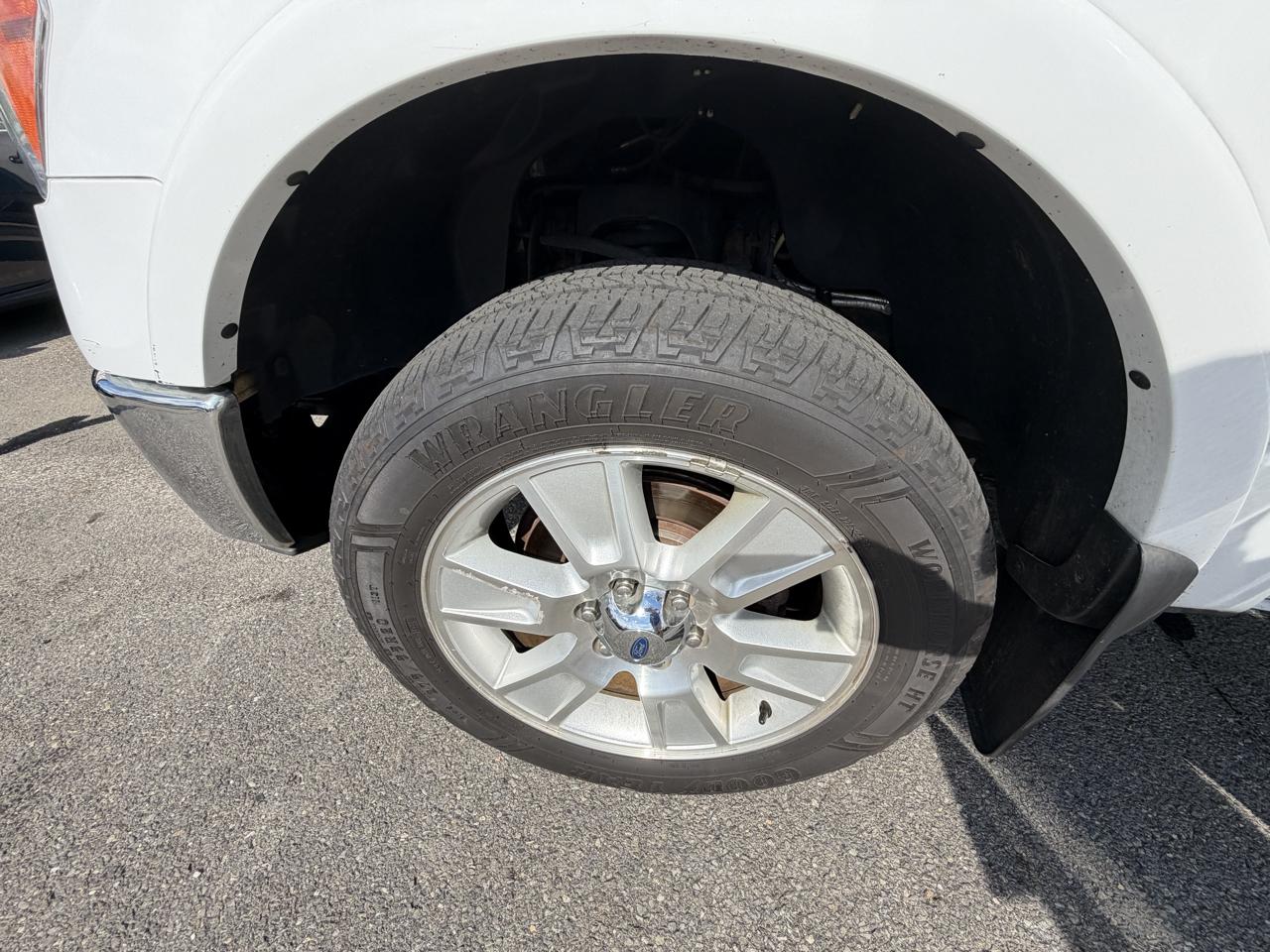 Ford F-150 4WD SuperCrew 139" Lariat 2013