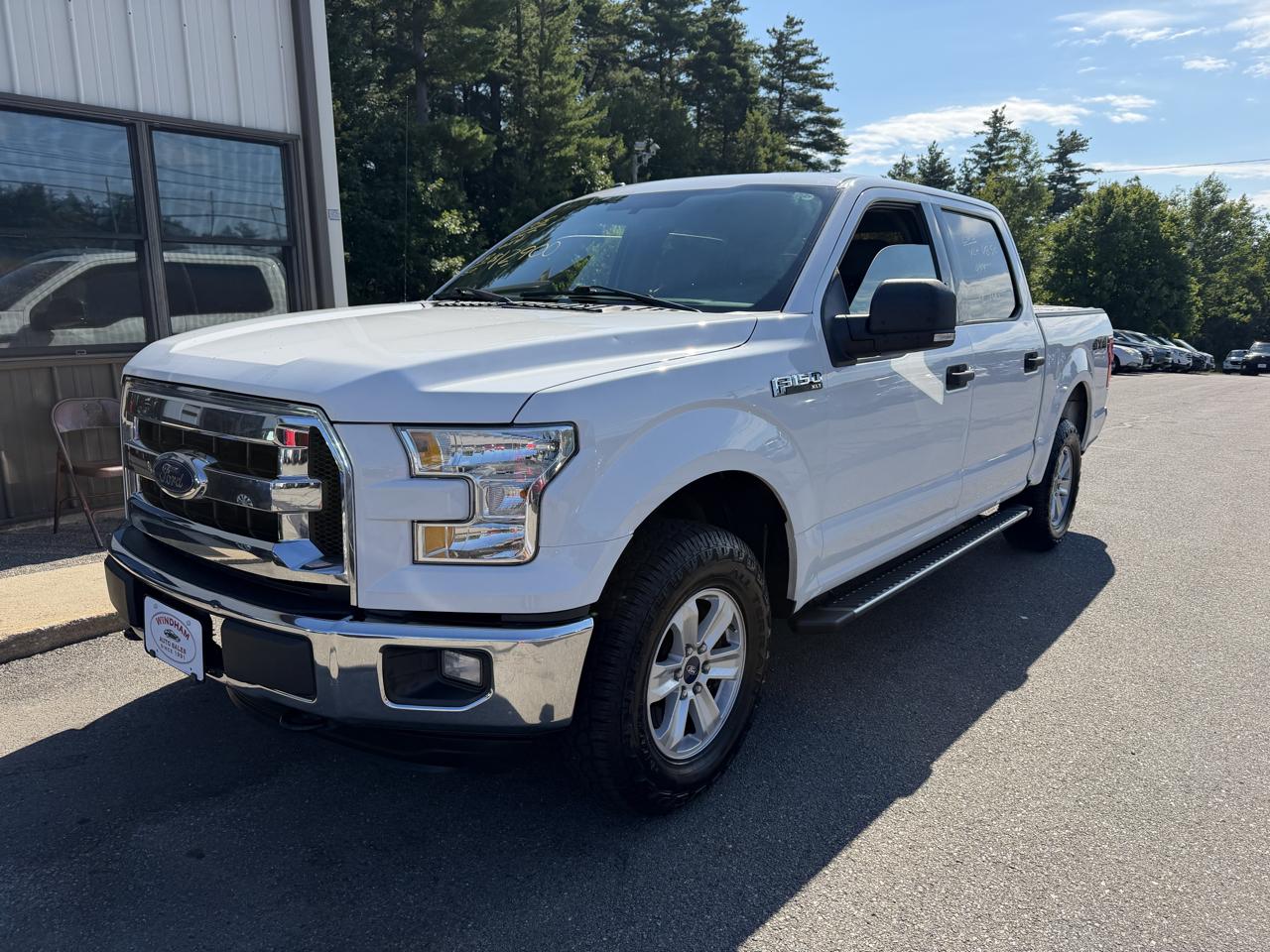 2015 Ford F-150 4WD SuperCrew 145" XLT