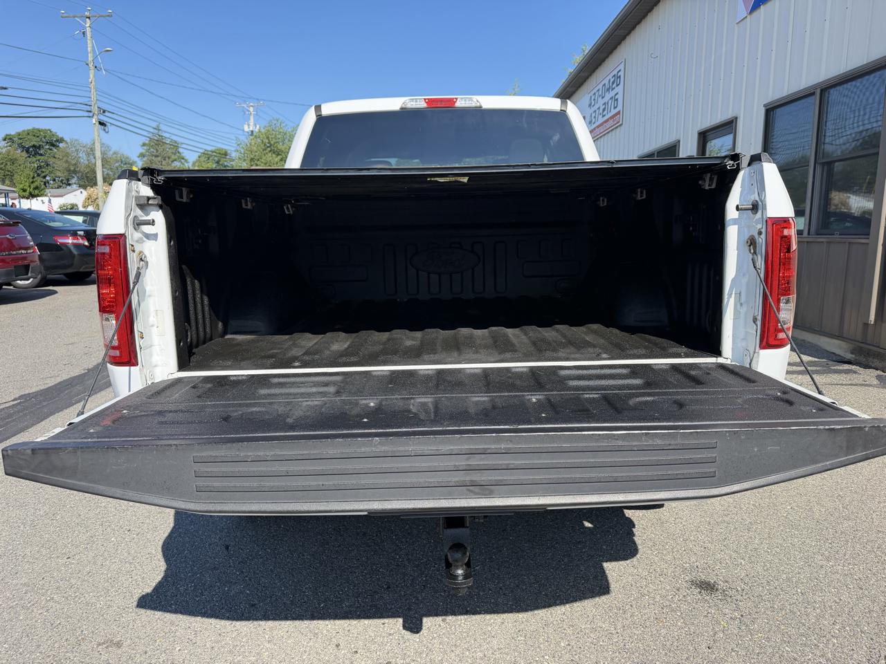 Ford F-150 4WD SuperCrew 145" XLT 2015