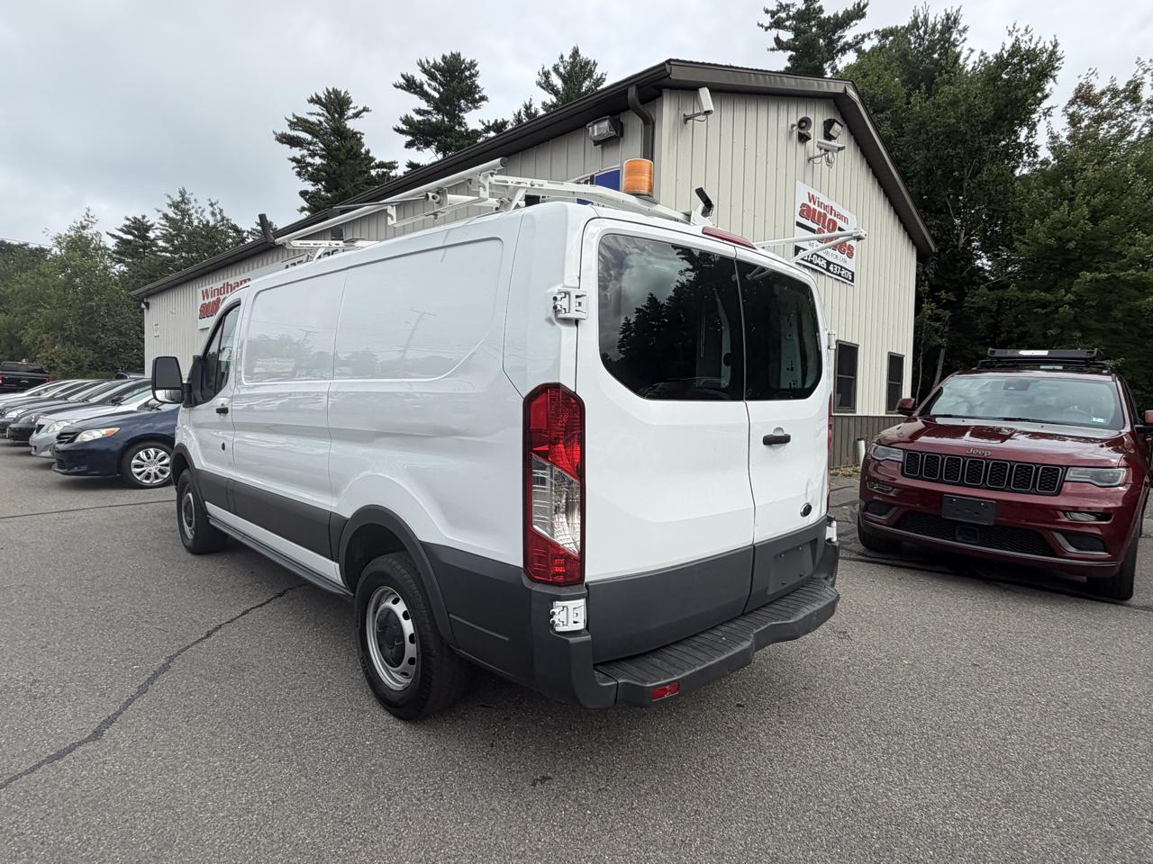 Ford Transit Cargo Van T-250 130" Low Rf 9000 GVWR Swing-Out RH Dr 2015